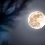 Os melhores aplicativos para Observar a Lua ao Vivo