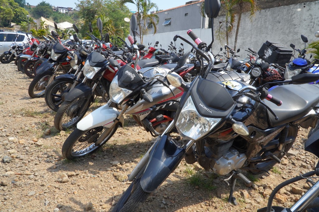 Leilão do DETRAN Revela Motos Impecáveis por Preços que Ninguém Acredita!
