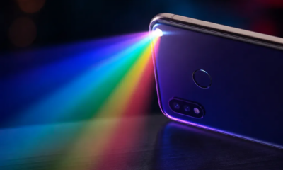 Lanterna RGB Colorida: Transforme Seu Celular em Luz Neon